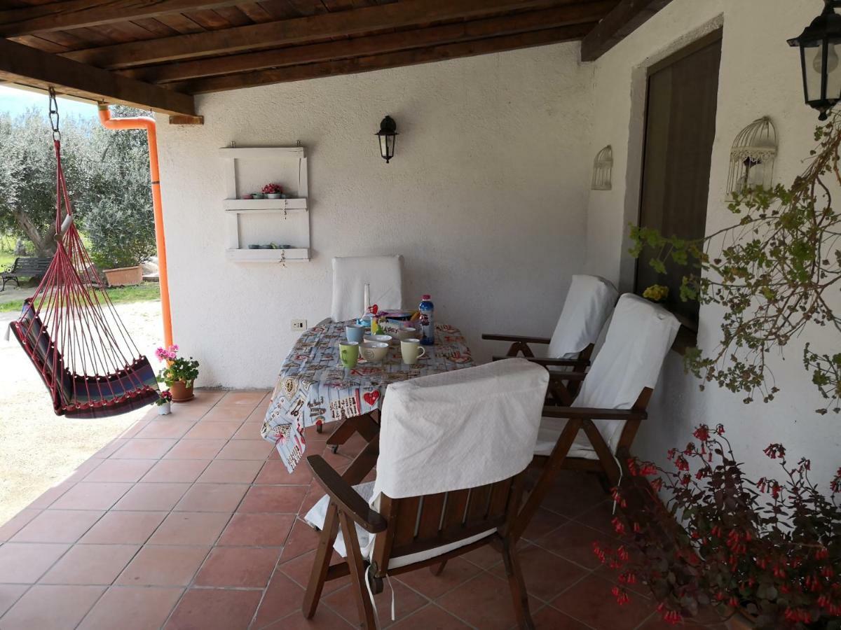Villa L'Oleandro โอเลียนา ภายนอก รูปภาพ